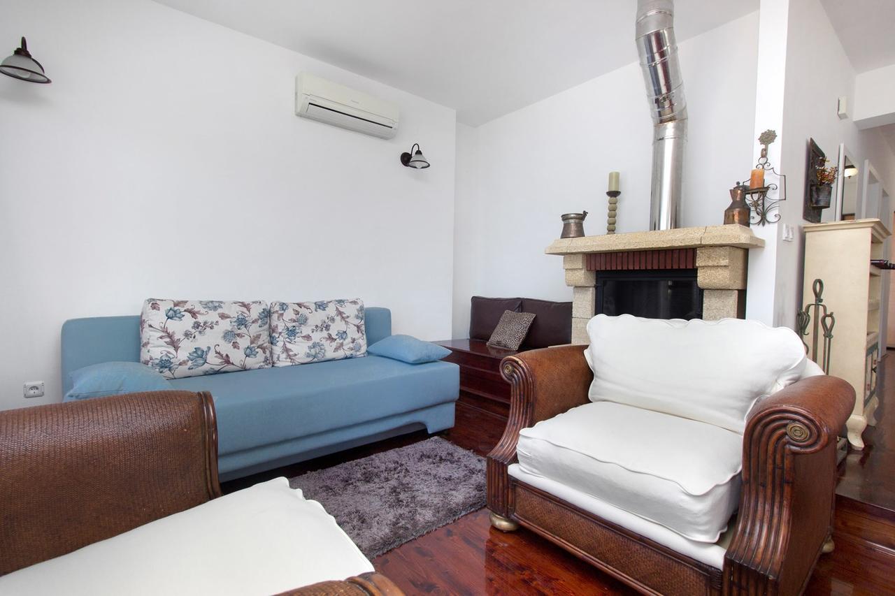Sea Breeze - Front Sea Apartment Zaboric Buitenkant foto