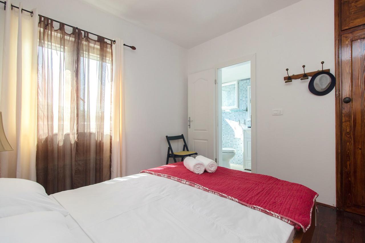 Sea Breeze - Front Sea Apartment Zaboric Buitenkant foto